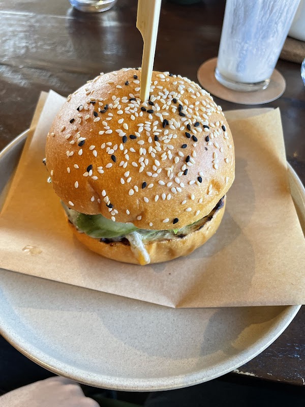 Wellington Point Farmhouse Restaurant and Cafe 4