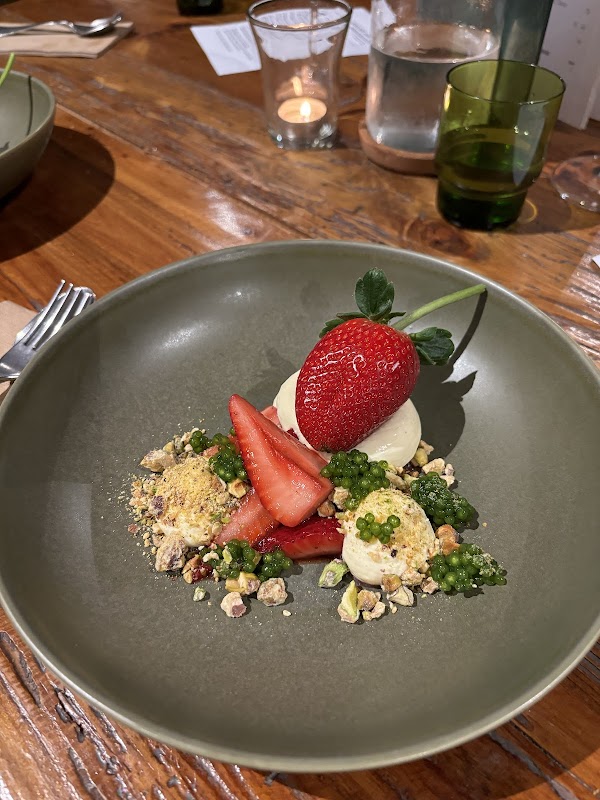 Wellington Point Farmhouse Restaurant and Cafe 3