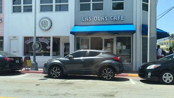 Las Olas Cafe