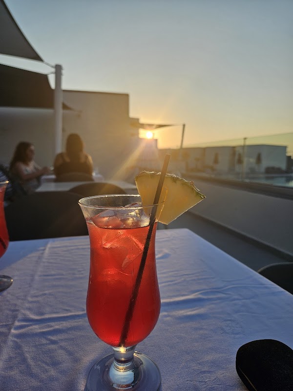 Avra Santorini Restaurant 2