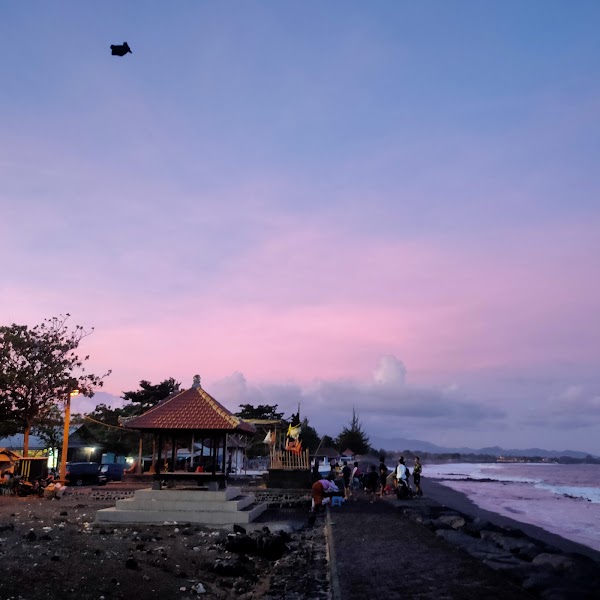 Lebih Beach 4