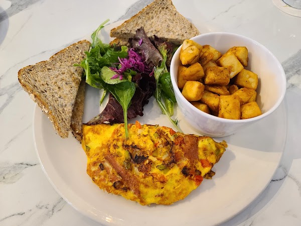 Evviva Breakfast and Lunch 4