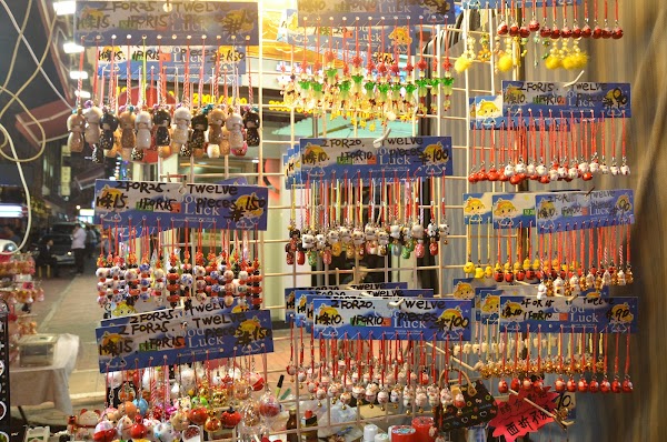 Temple Street Night Market 4