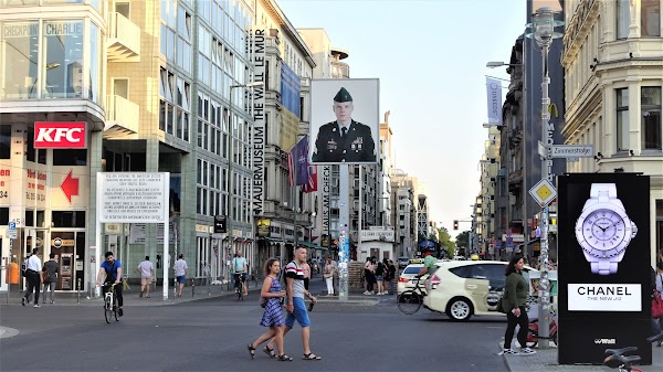 Checkpoint Charlie 5