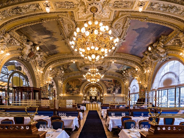 Le Train Bleu 1