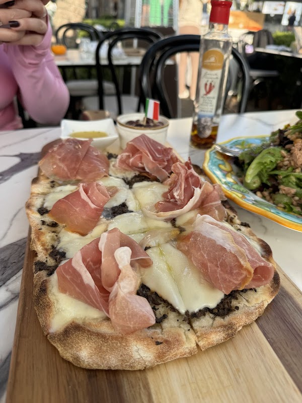 Sogno Toscano Restaurant & Cocktail Bar 4