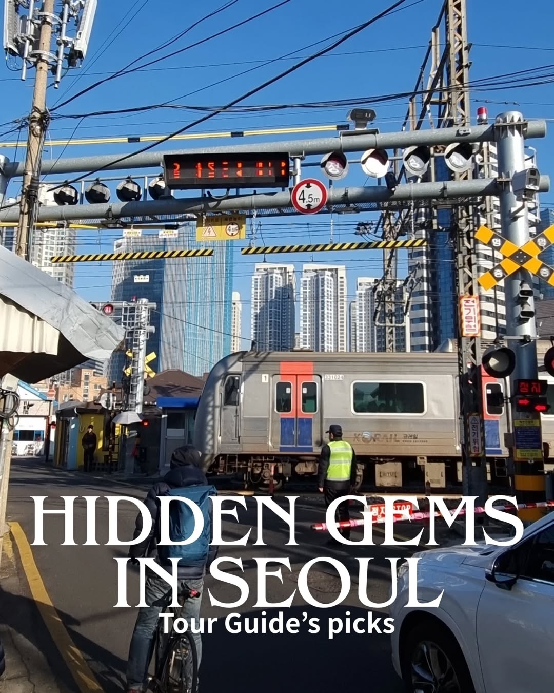 Jae One Han - Korean Tour Guide, Seochon Hanok Village
