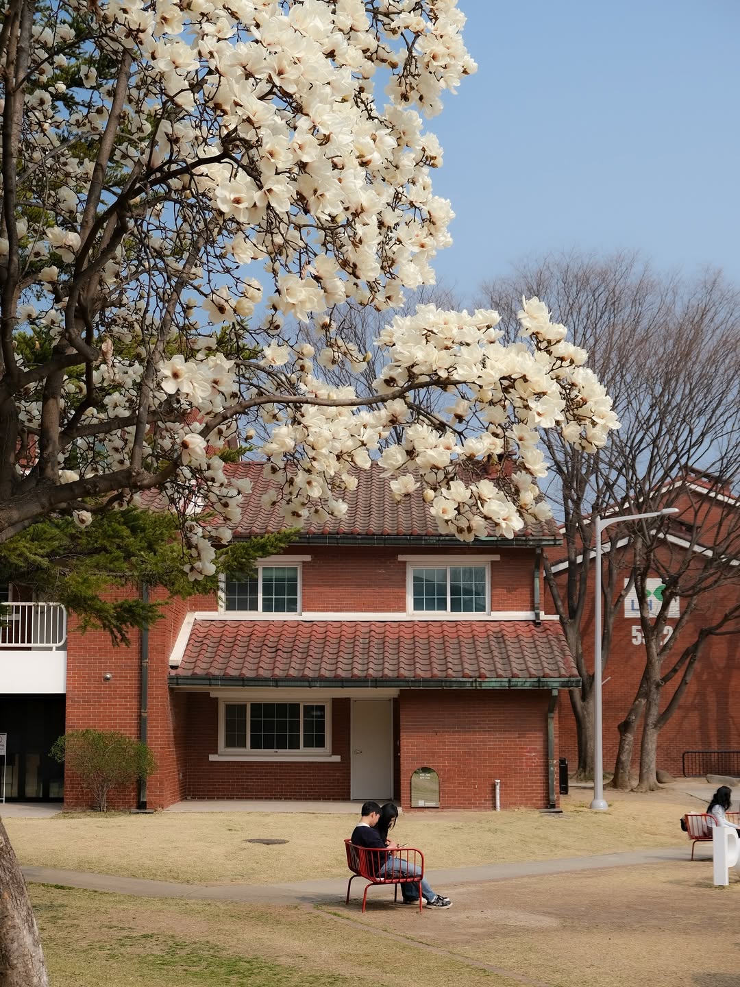 lunamoon 루나문, Bukchon Hanok Village
