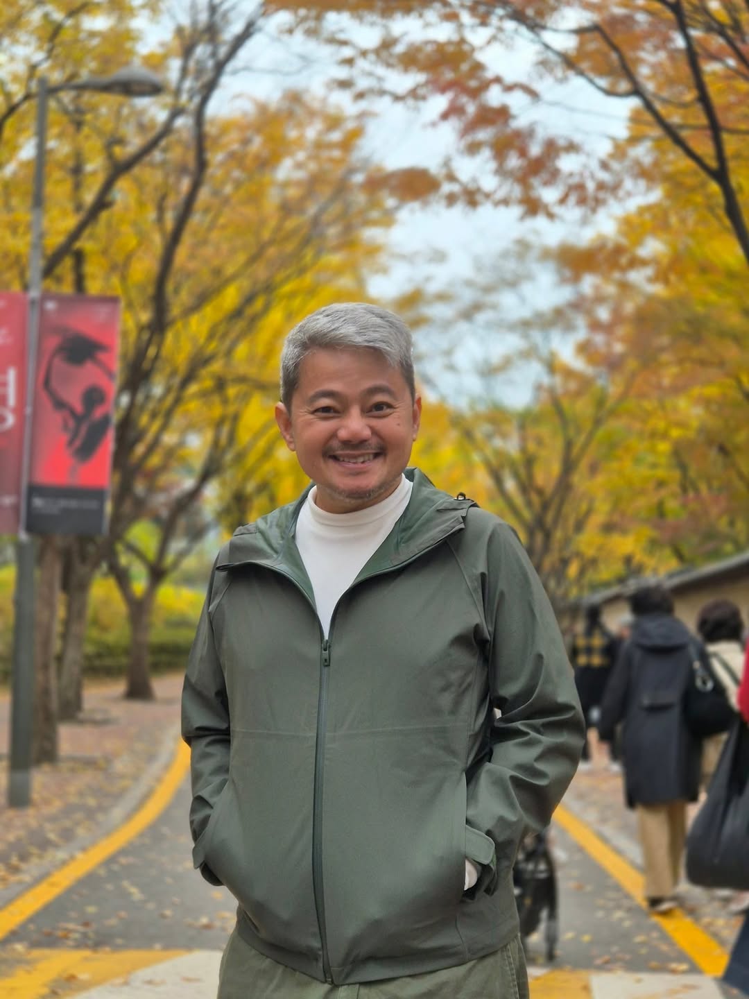 The Moonlighting Doctor, Seoul