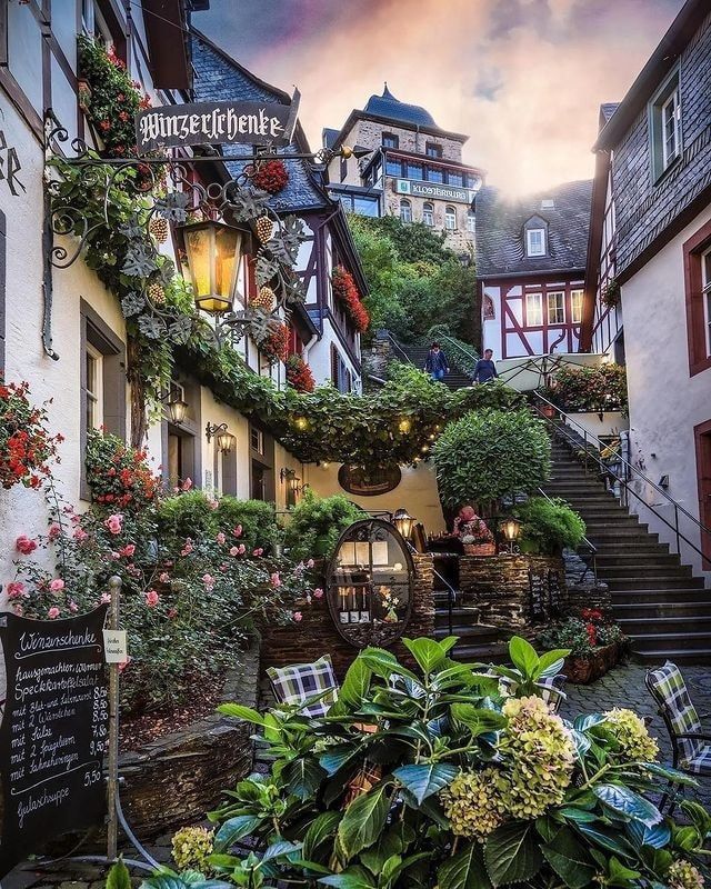 Europe Travel Guide 🇪🇺 Hotels | Attractions | Tips, St. Josef