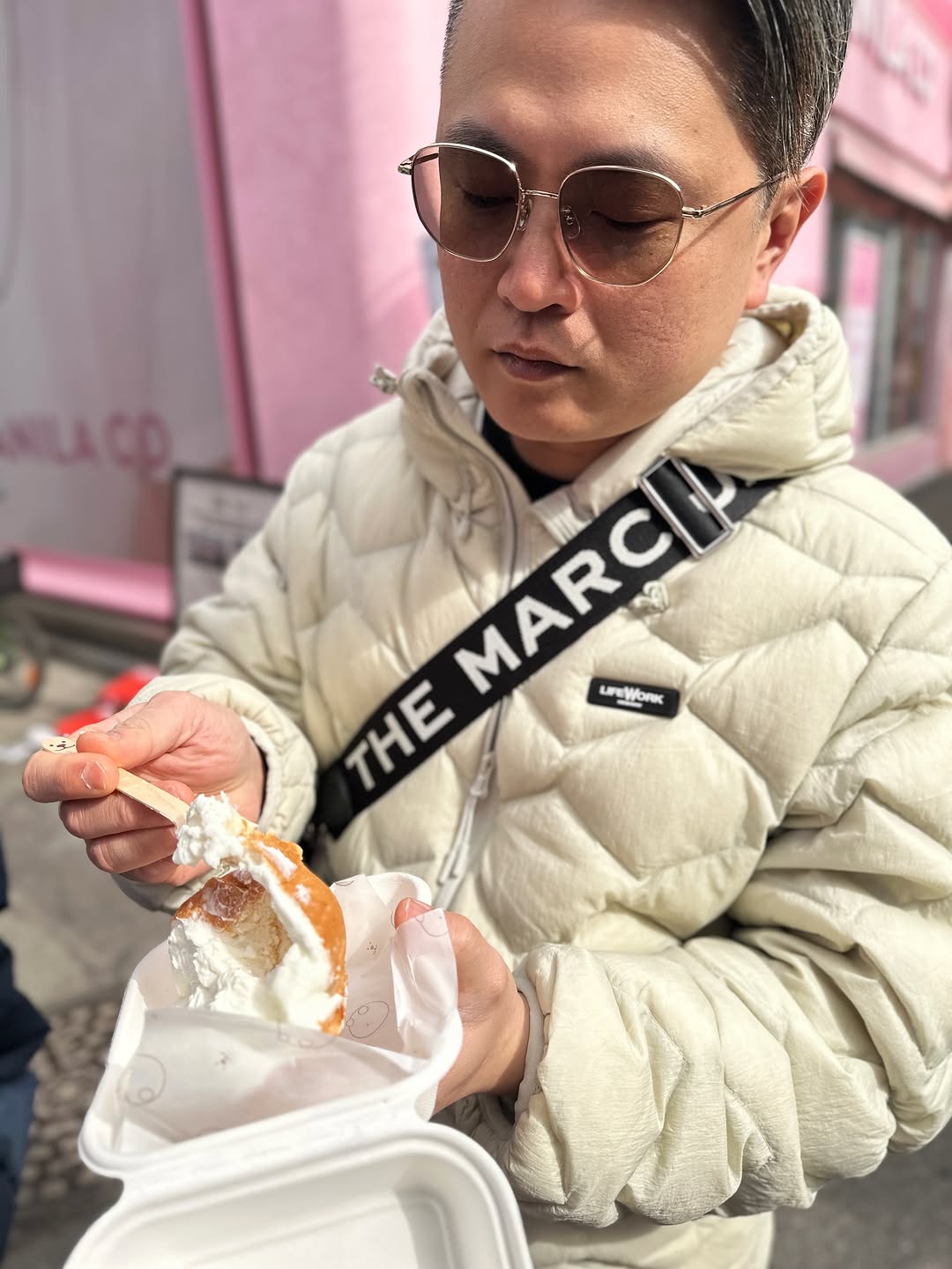 ChuMan Shing, Paris Baguette Myeongdong Station Namsan