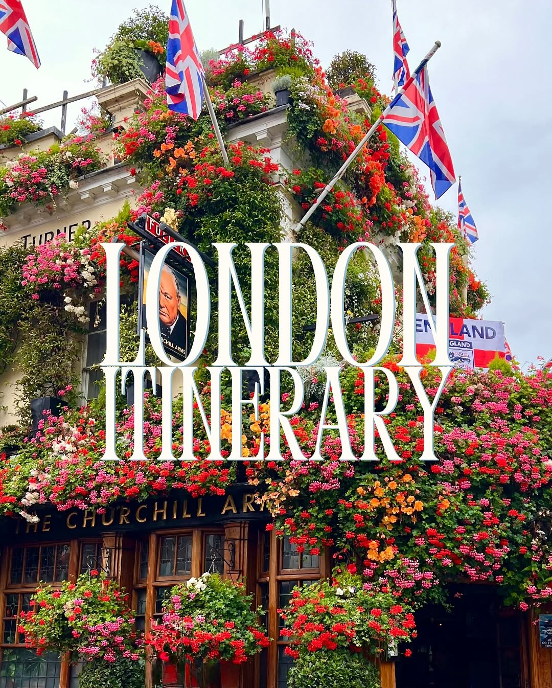 Claire | Travel Tips | Credit Cards | Points, Buckingham Palace
