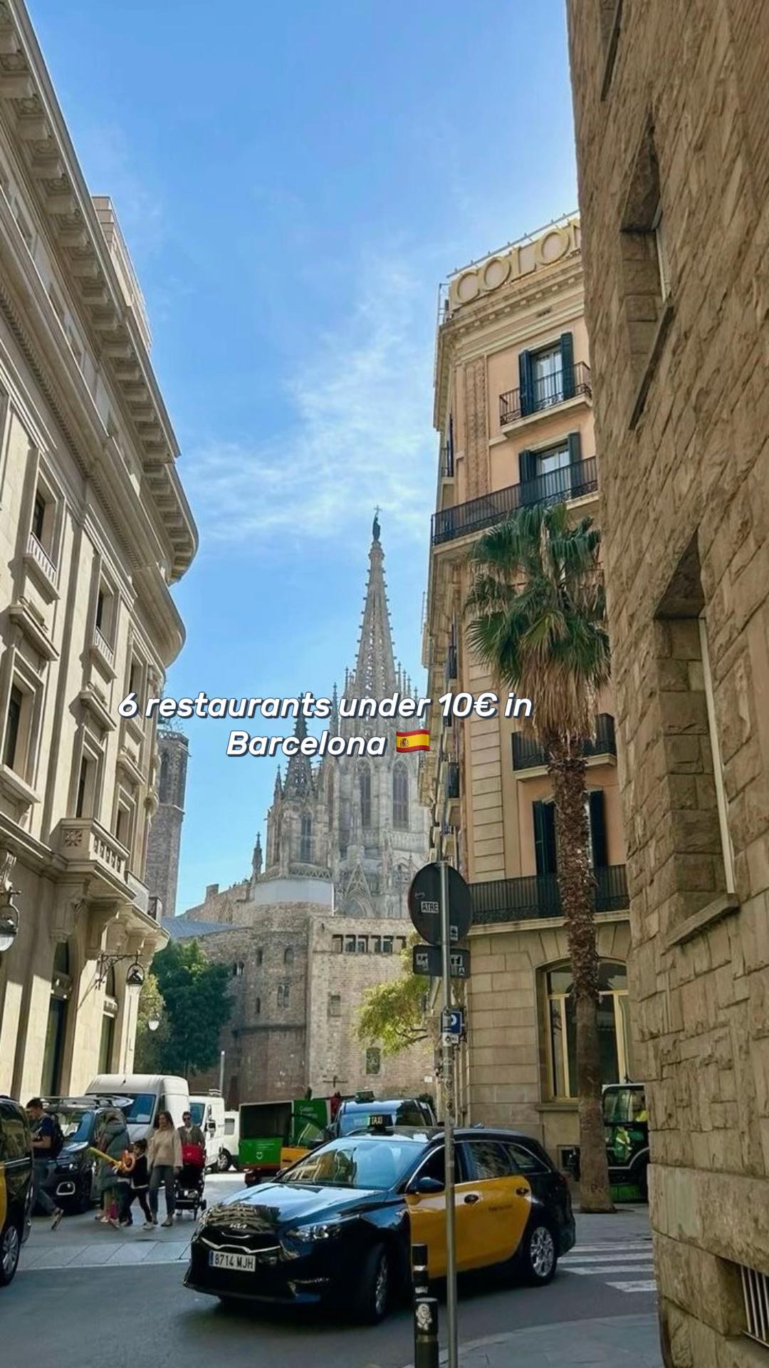 Lea 🌺✈️, Honest Greens Plaça Catalunya