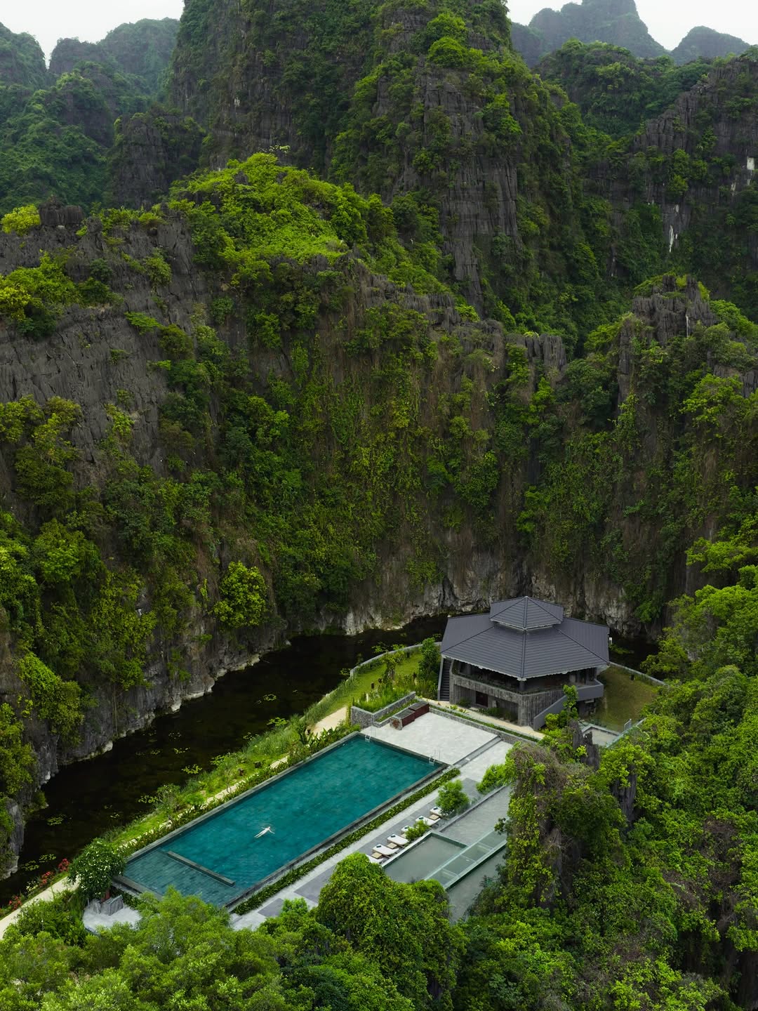 Small Luxury Hotels of the World, Hoa Lu Old town