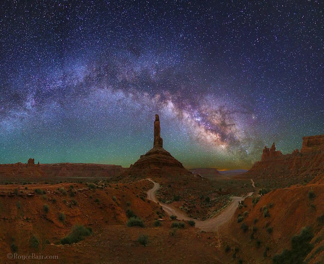 NightScaper - Royce Bair, Valley of the Gods
