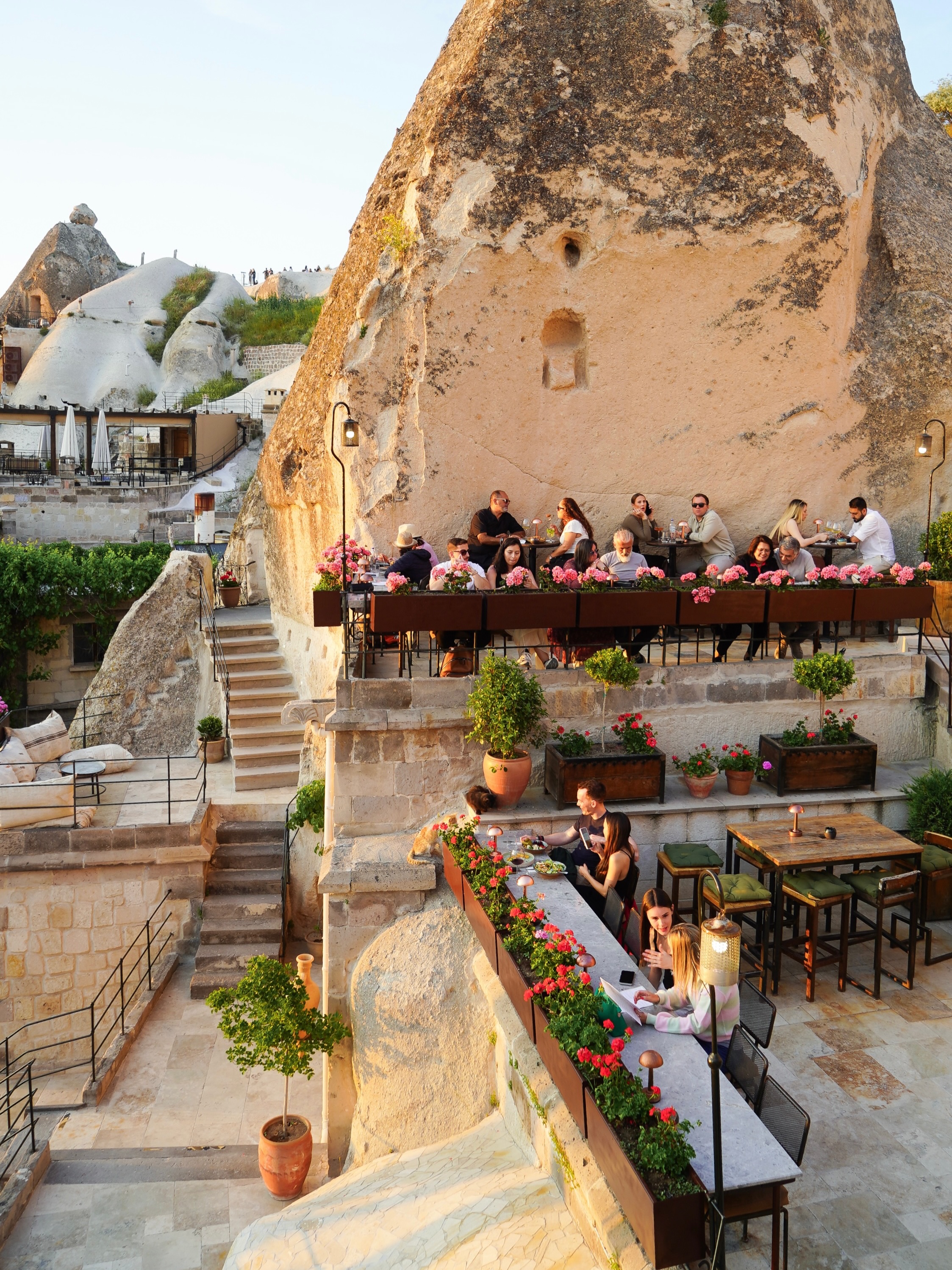 Kairarooftop, Artemis Cave Suites