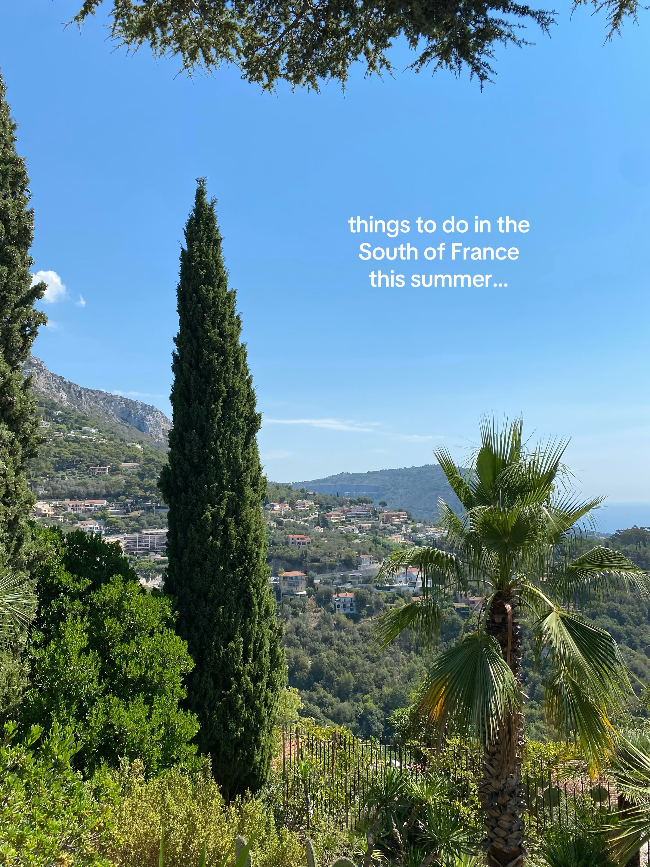 Mia Overington, Eze village France 🇫🇷