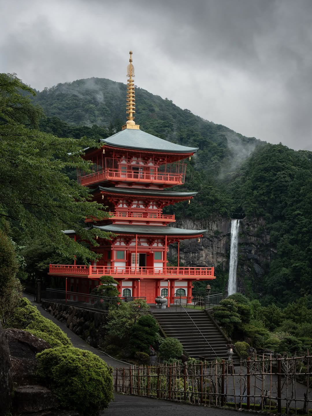 トモ/ Tomoyuki Hasegawa, Nachi Waterfall