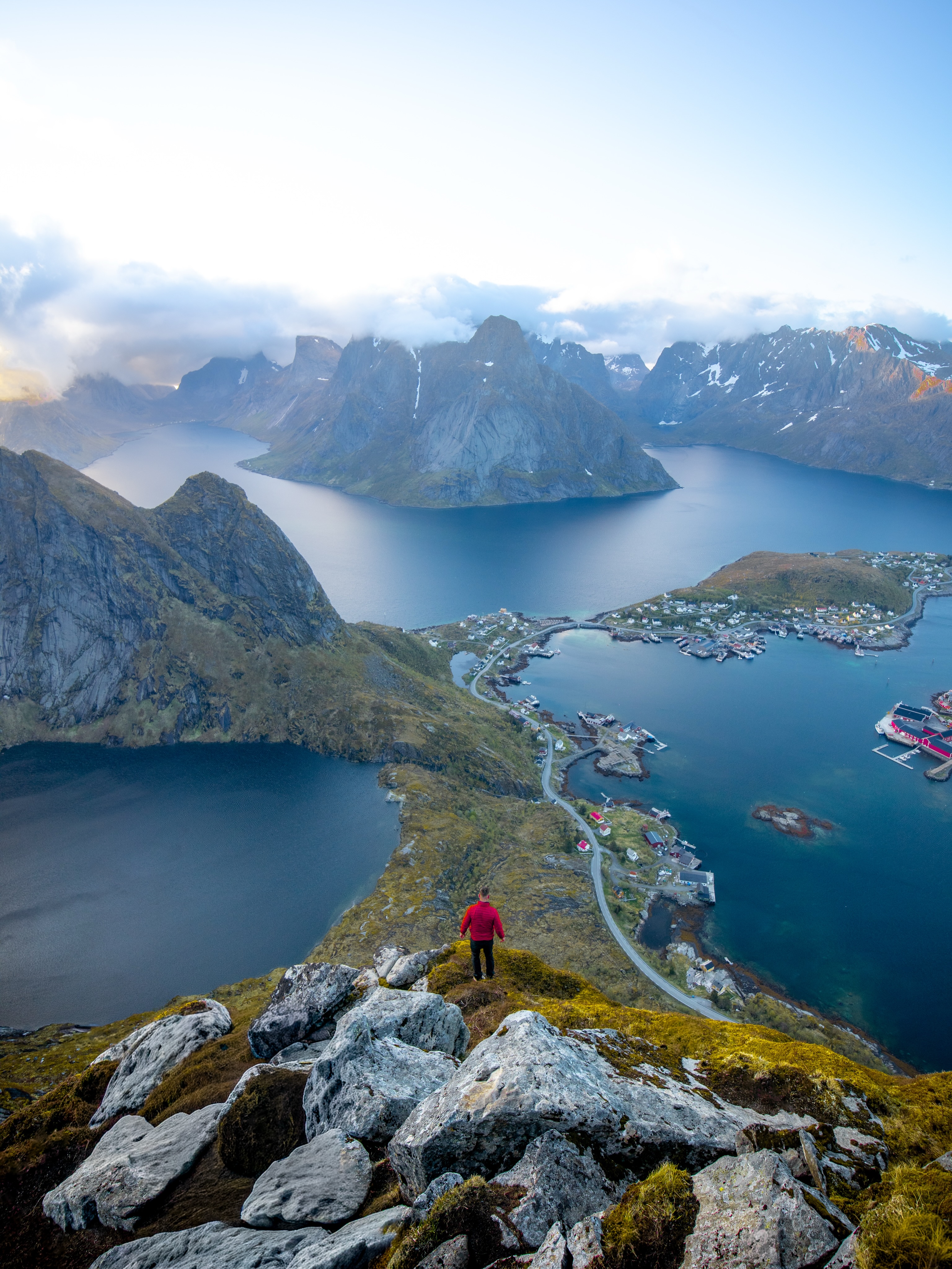 Roman • Travel & Photography, Sakrisøya