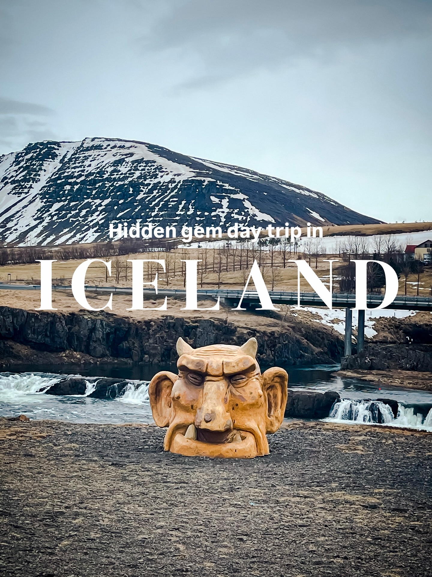 Karen Lee | Travel Creator | USA, Hraunfossar