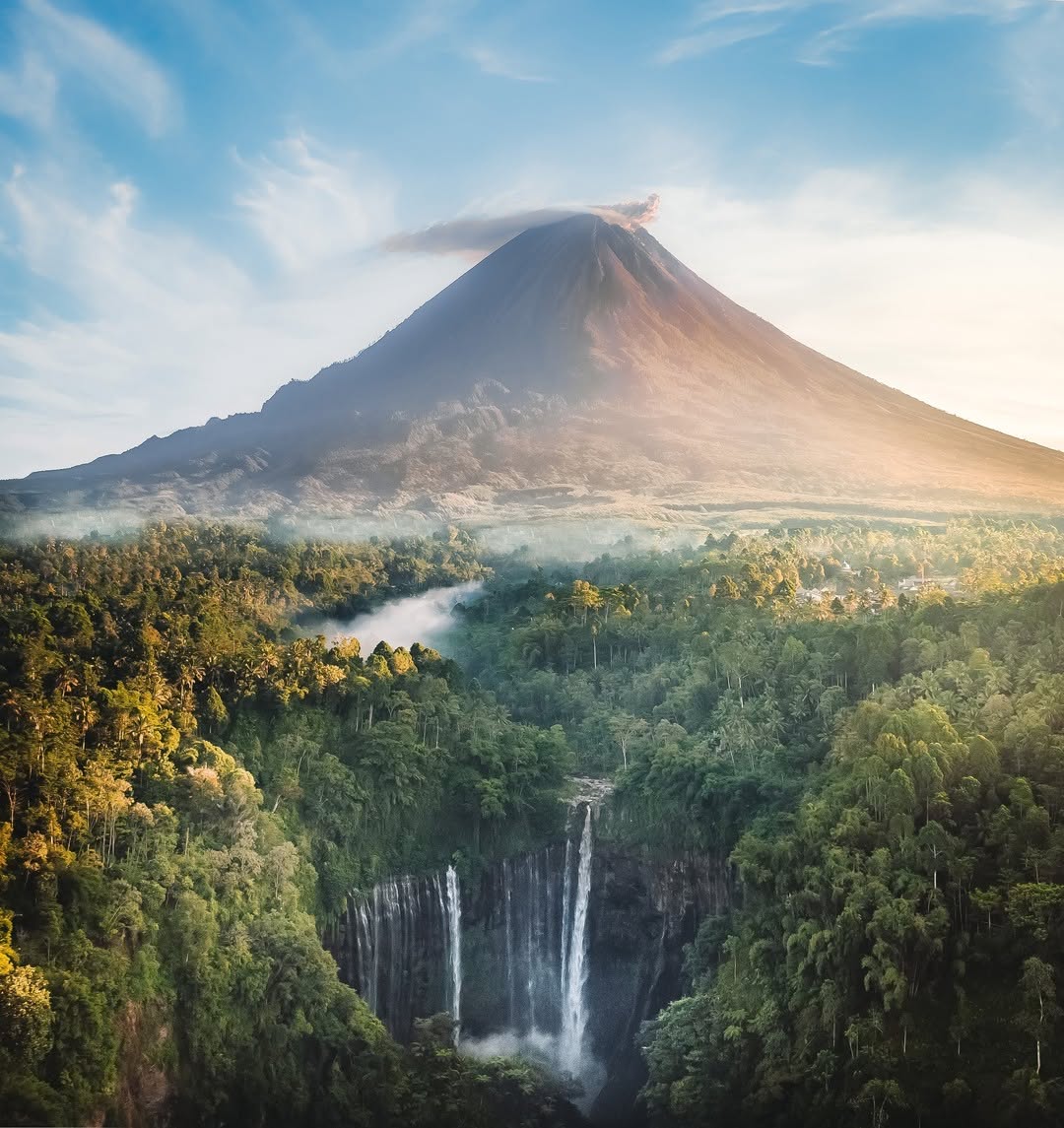 Discovery, Tumpak Sewu Waterfall