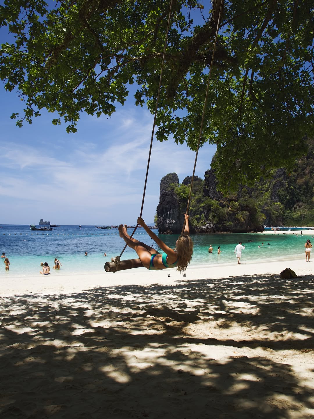 KIM KÖTTER, Ko Phi Phi Lee