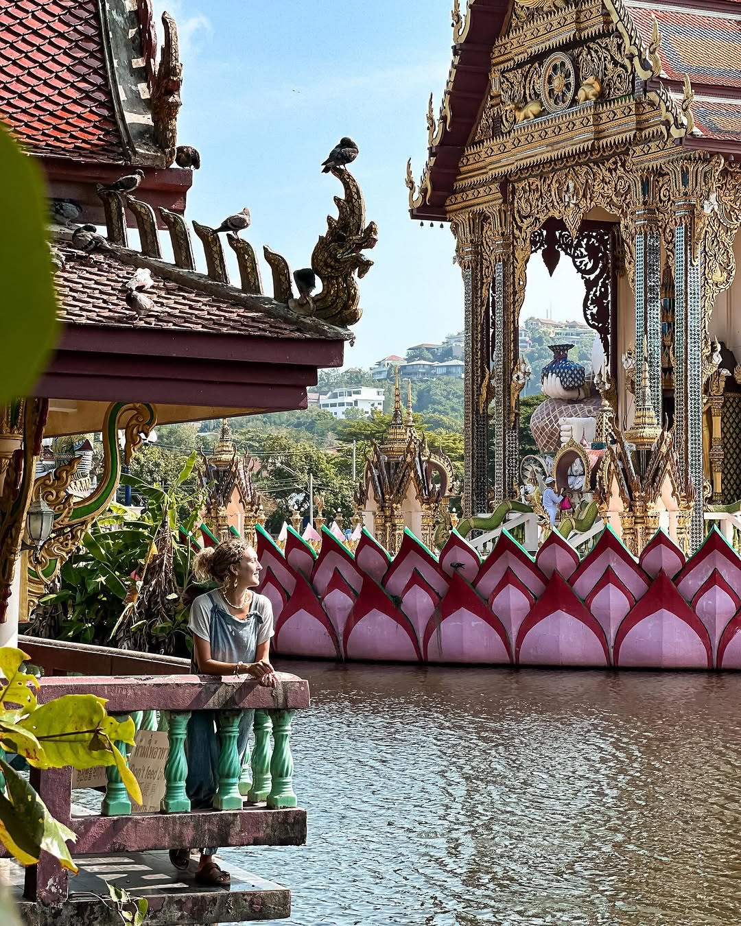 kim | travel diary 🌺✈️, Wat Plai Laem