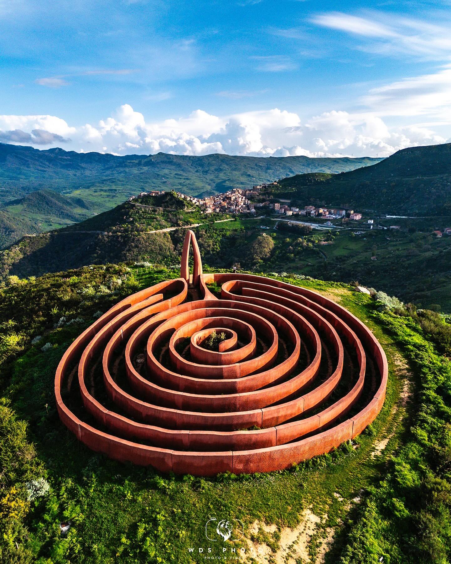 VisitSicily, Labirinto di Arianna - Fiumara d'Arte