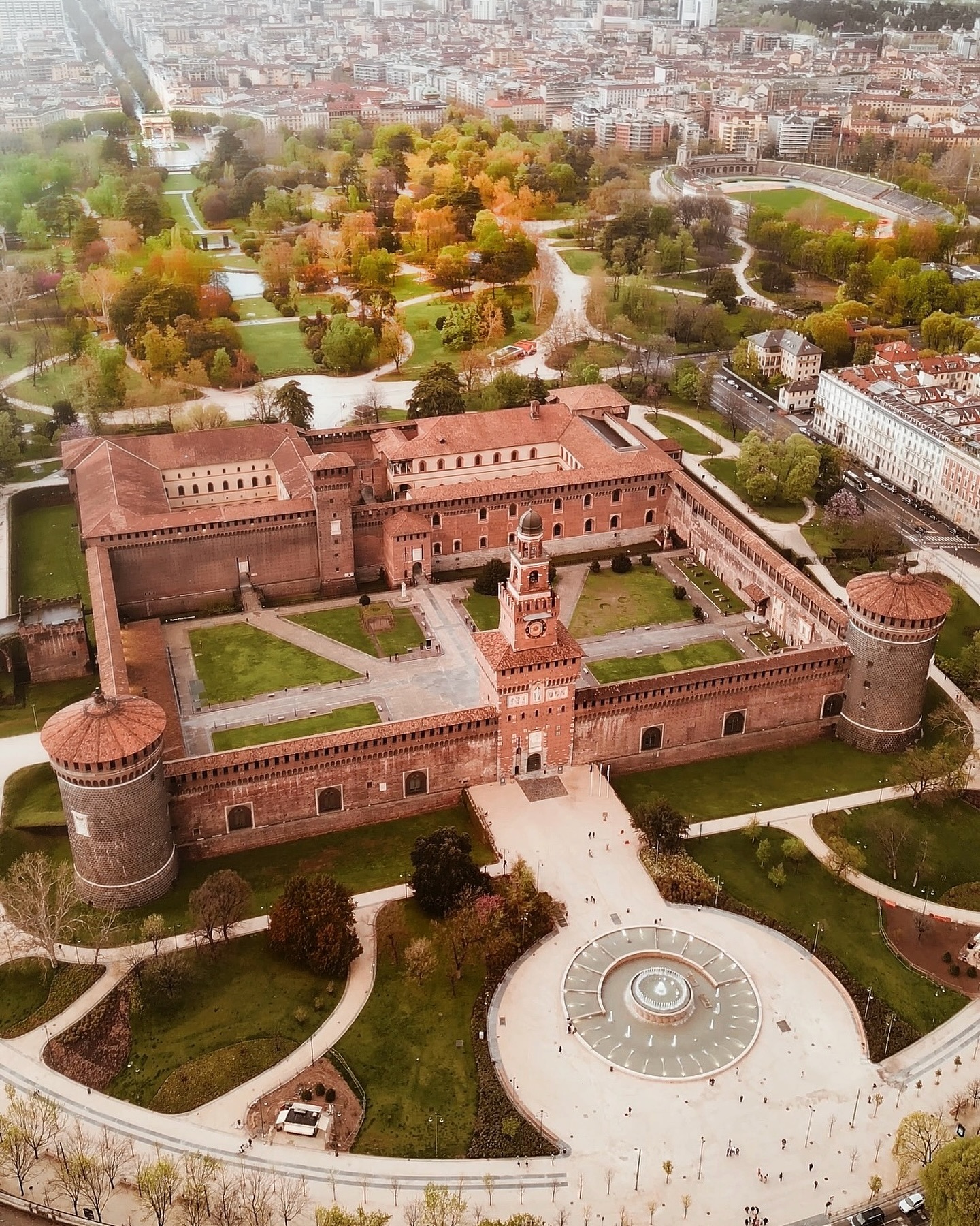 OMΛR HΛDI | Drone Milano, Sforzesco Castle