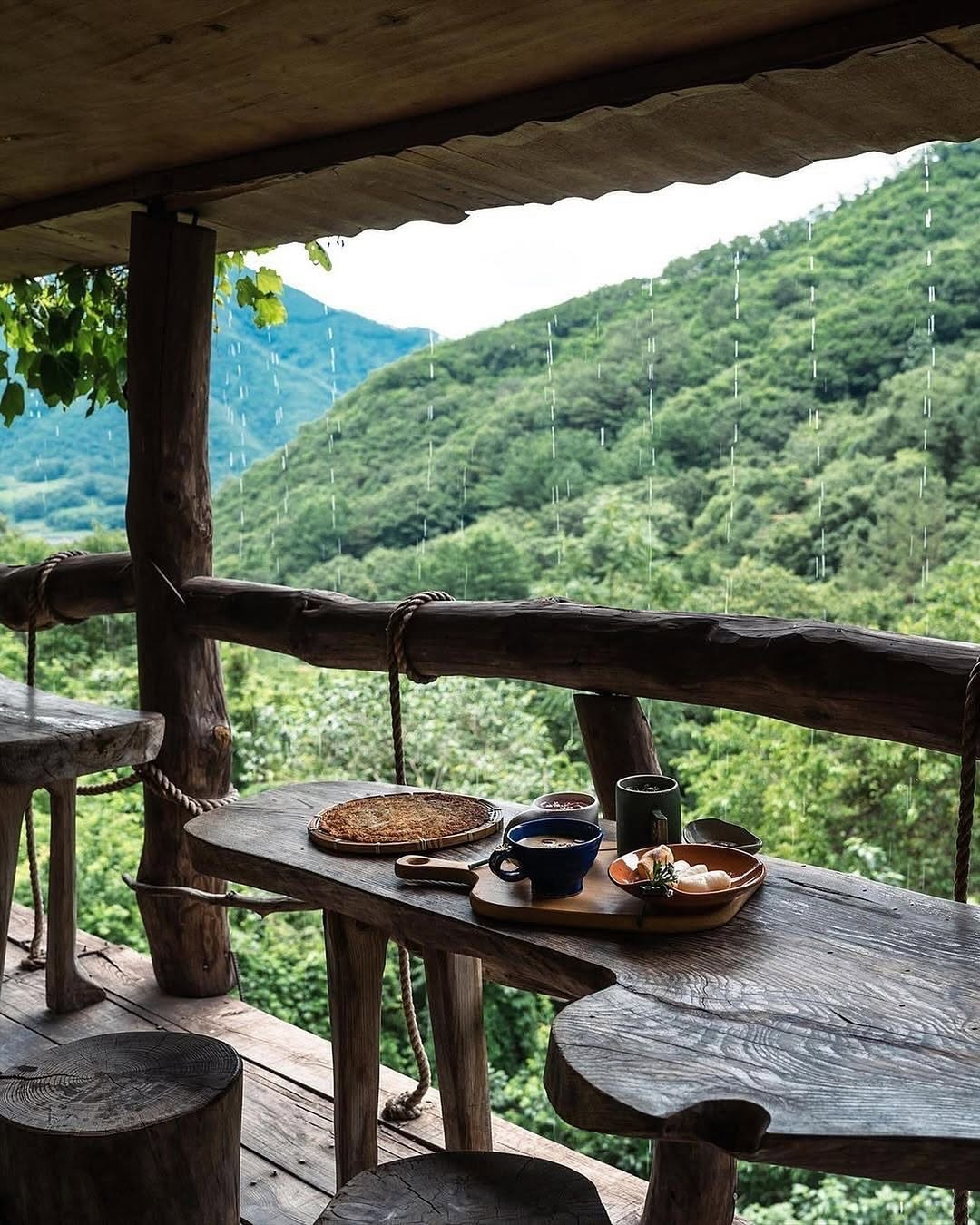 공간기록자 | 카페 · 팝업 · 숙소 · 전시, Calliope - Cafe/ Bakery/ Restaurant and more