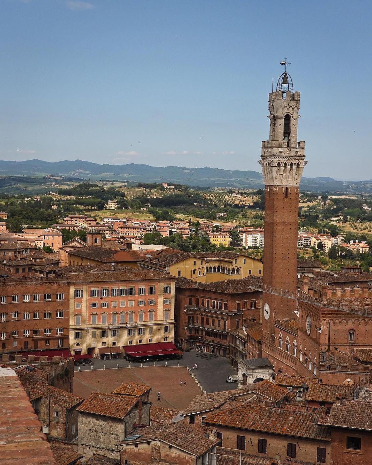 Toscana Splendida, Il Campo