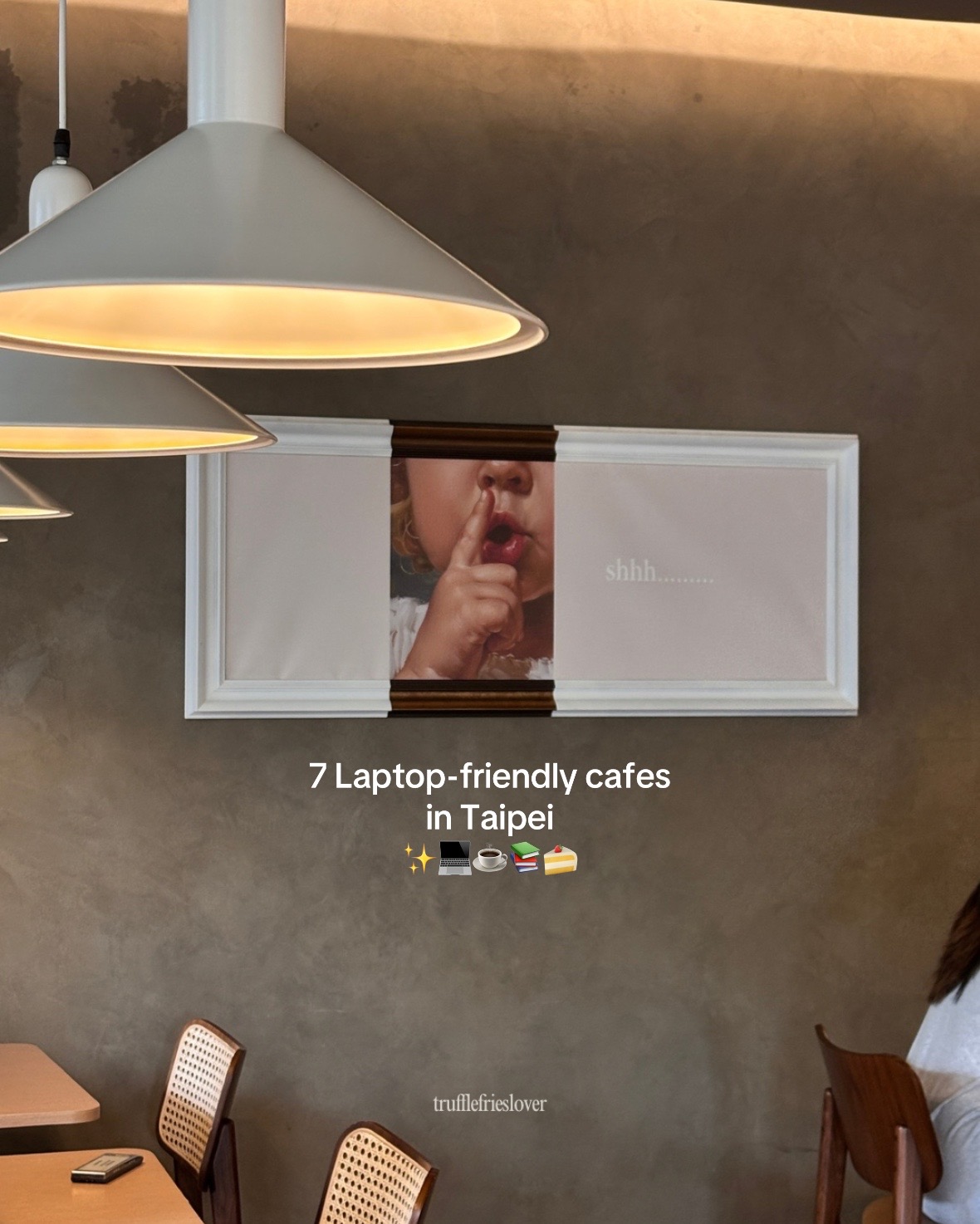 richie, The Chapter Café