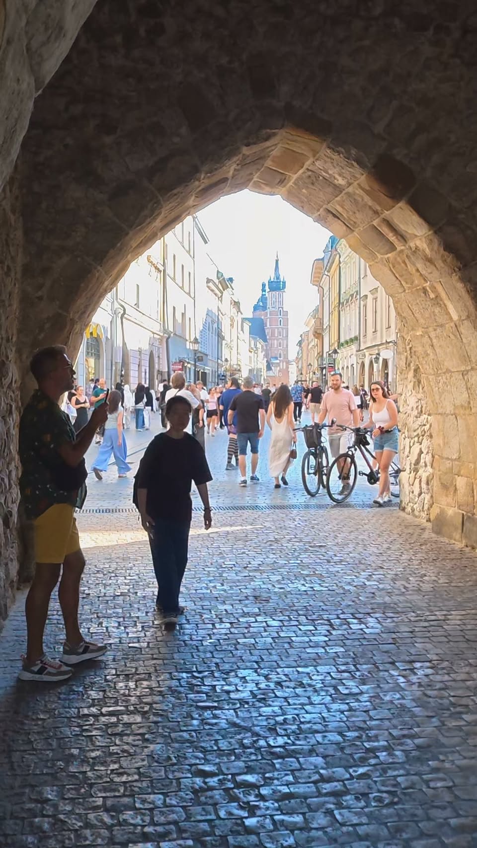 Facebook, Kraków Old Town
