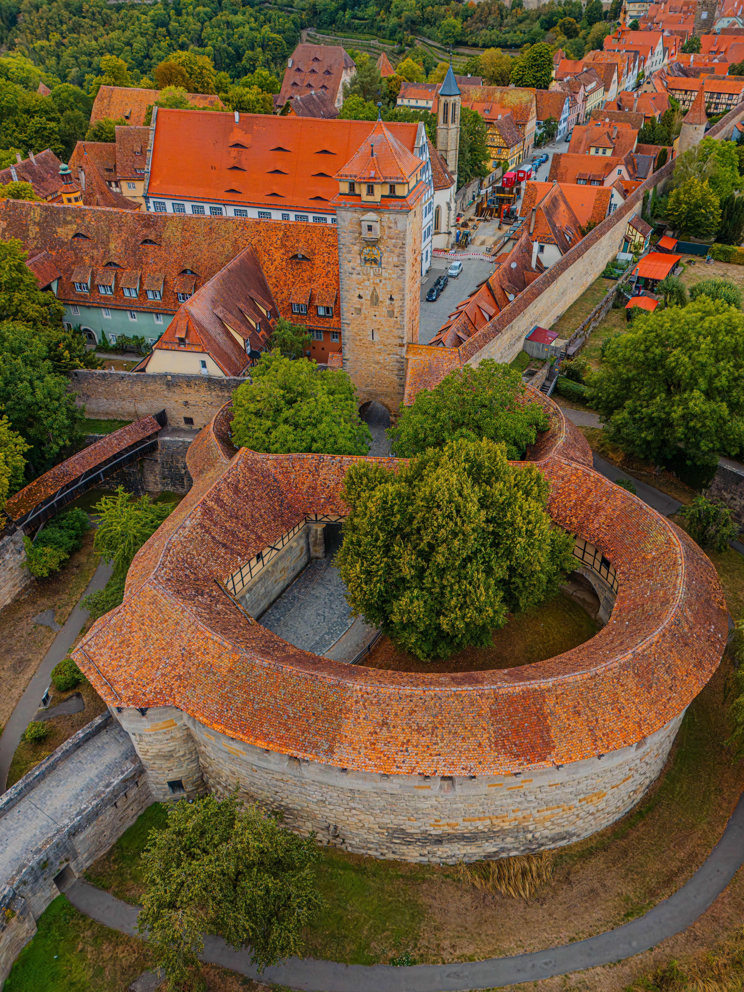 Steven Van der Hulst   |   Old Town Explorer, Market Square