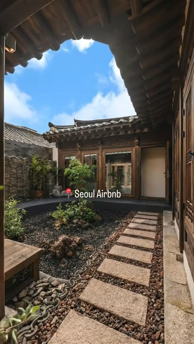 Seoul Hanok Stays, Bukchon Hanok Village