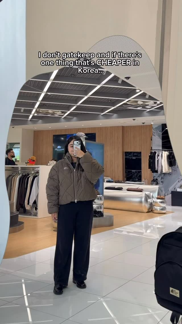 Nessa ◡̈ Sydney Travel & Food Creator, Myeong-dong