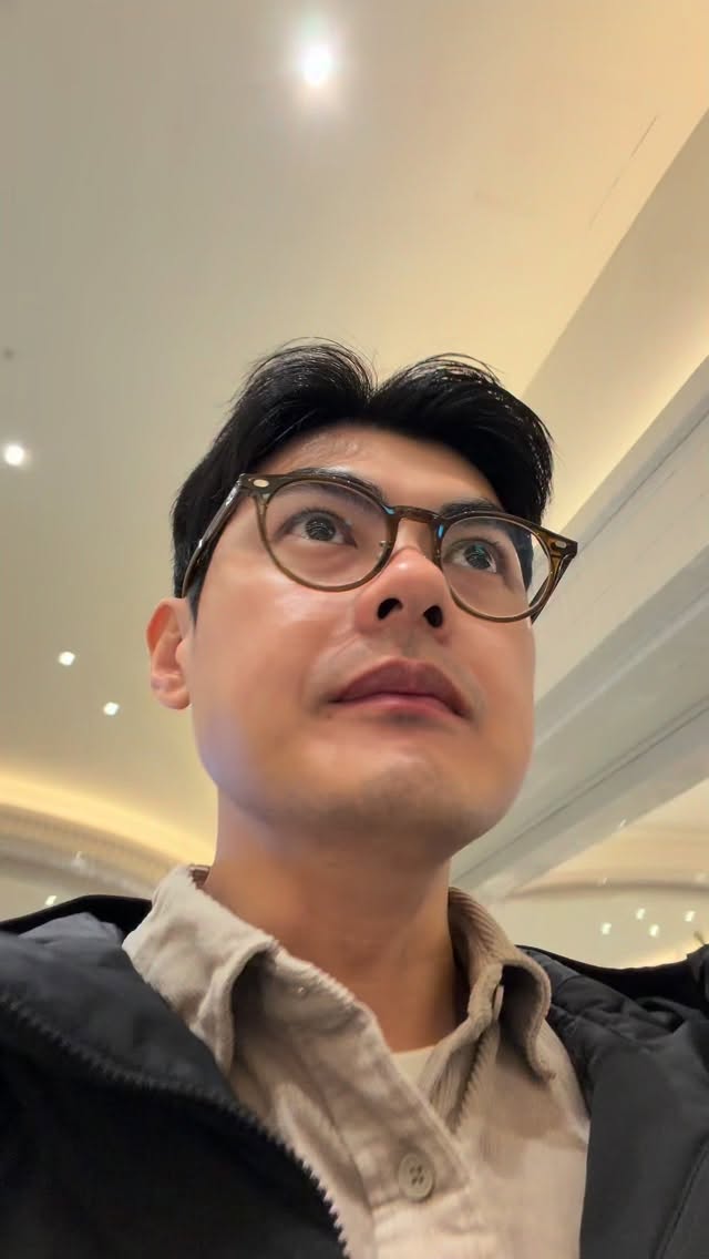 Mr Weeb 🇸🇬, Knotted Cheongdam