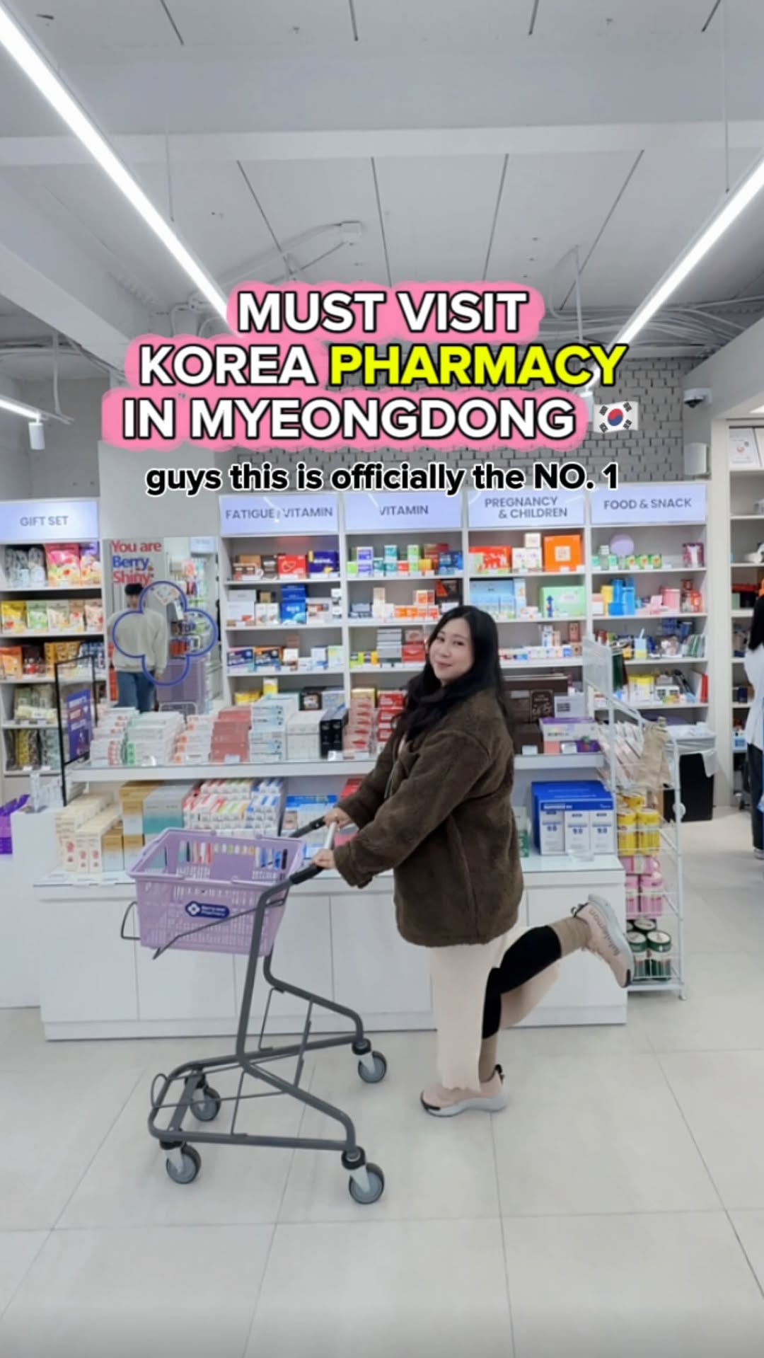 Amelia Alexander, Myeong-dong