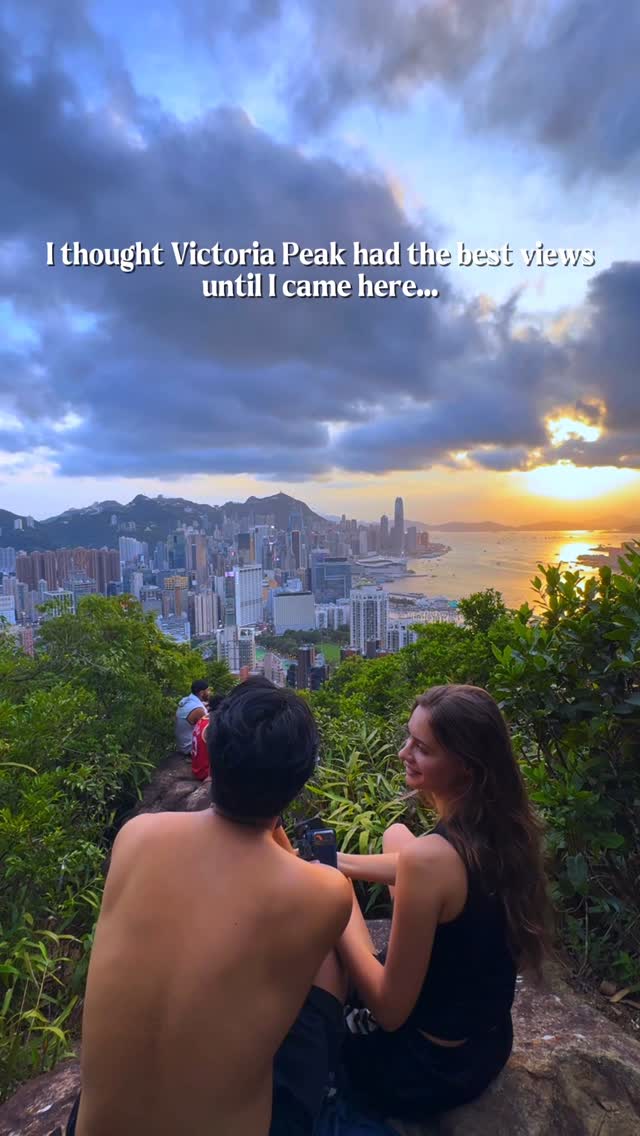 Nele 🌺 Content Creator, Hong Kong Island