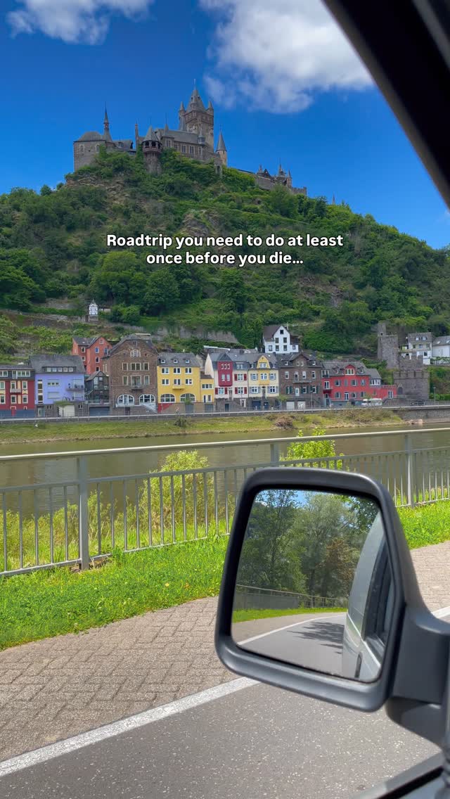 Isabella Sommer | Solo Travel, Pfalzgrafenstein Castle
