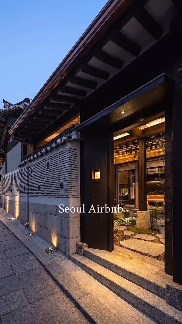 Seoul Hanok Stays, Gyeongbokgung Palace