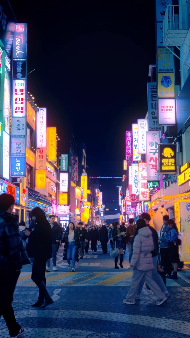 MOON🇰🇷 l Seoul Videographer, Konkuk Univ. Station