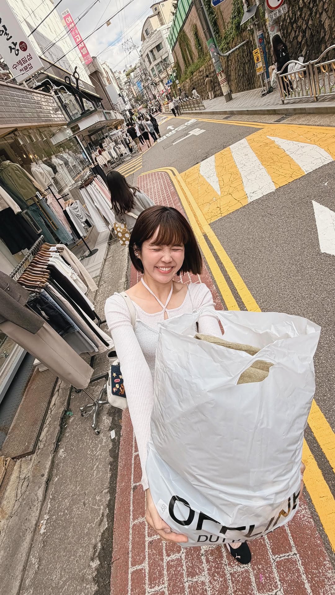 GINNY HSIEH, Hongdae Shopping Street