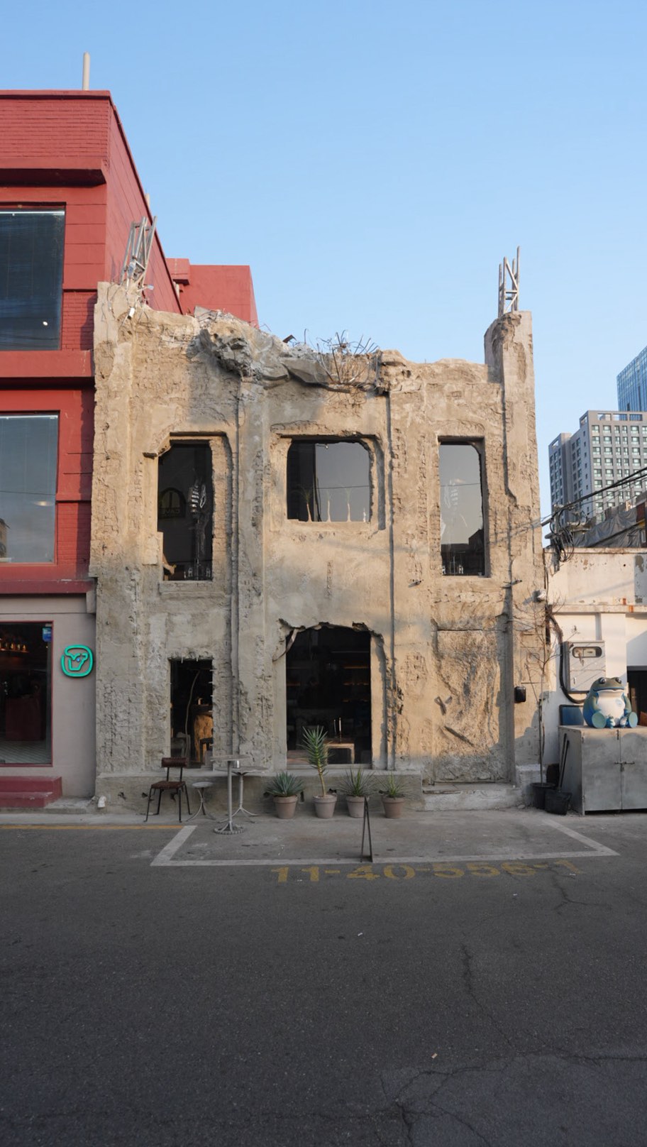 공간기록자 | 카페 · 팝업 · 숙소 · 전시, Apex Relocation