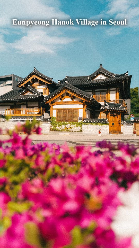 Natalia & Karolina | Travel Content Creators |, Bukchon Hanok Village