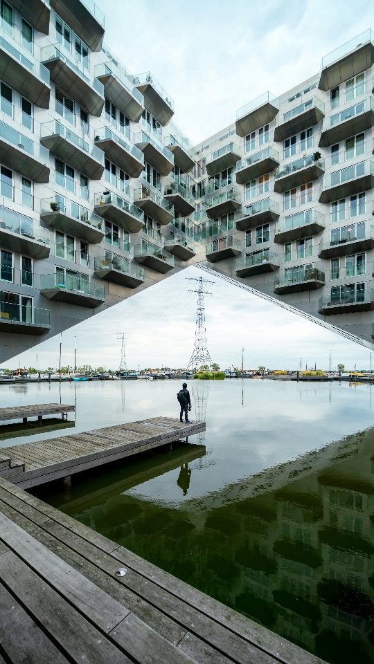 Demas Rusli, Amsterdam