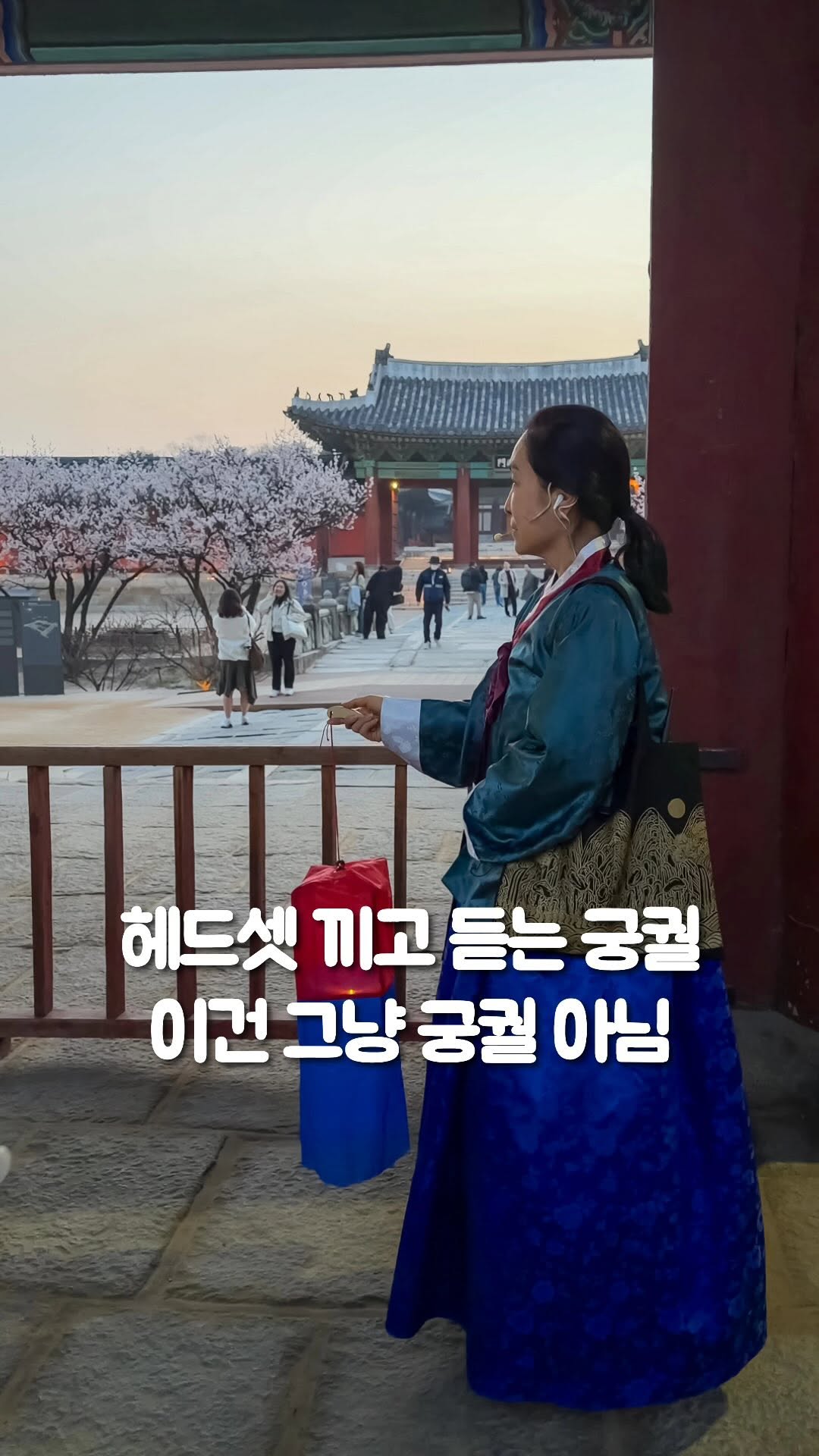 르네브 | 카페 팝업 맛집 전시, Gwanghwamun Square