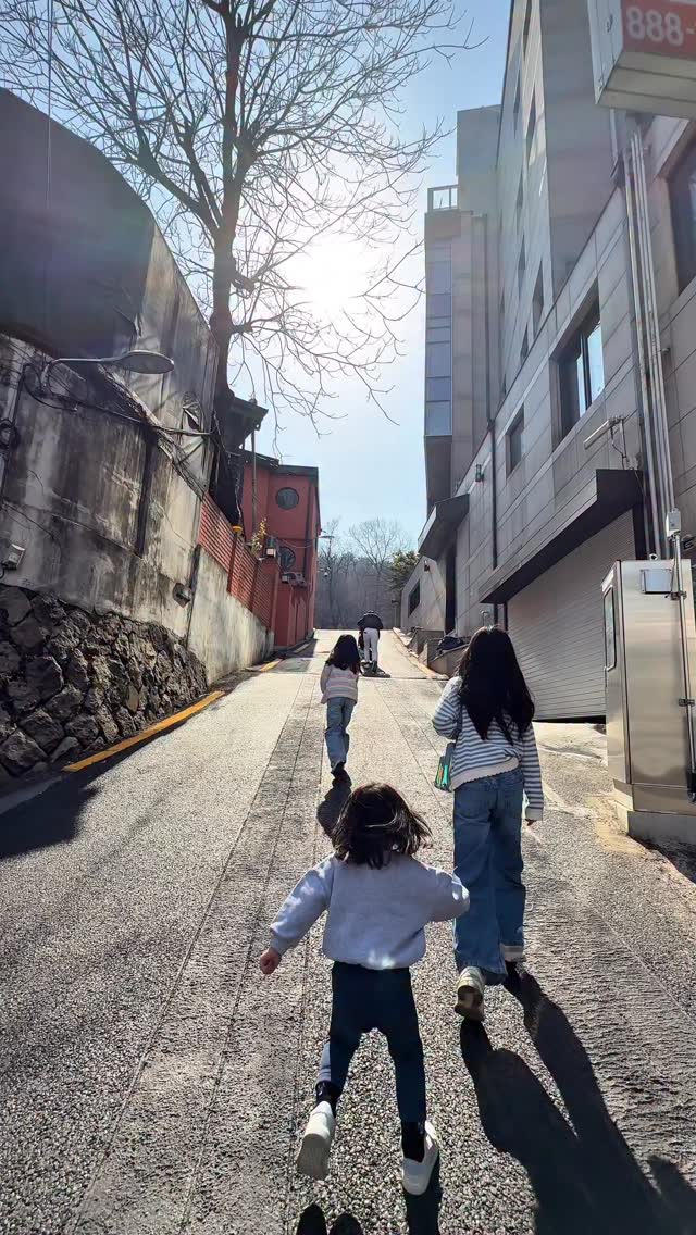 Andi Manzano Reyes, N Seoul Tower