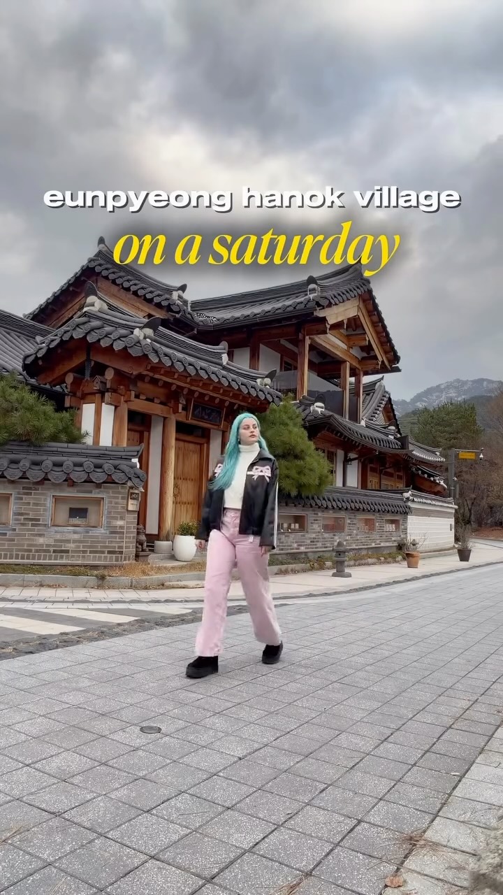 paulina 🦋, Bukchon Hanok Village