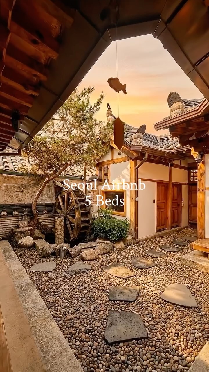 Seoul Hanok Stays, Gyeongbokgung Palace